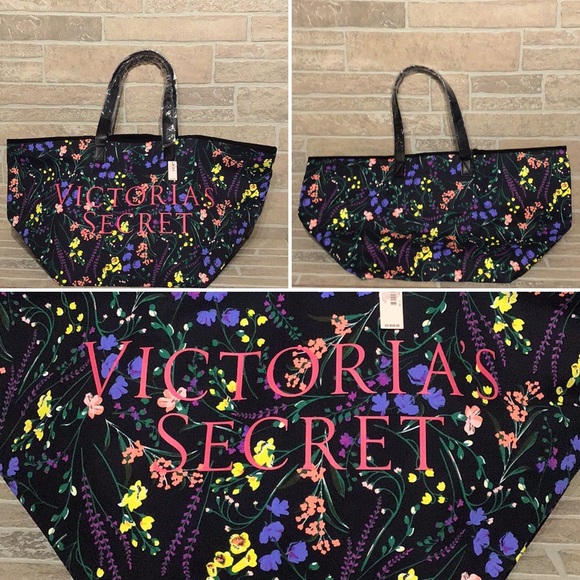 Victoria's Secret Handbags - Victoria’s Secret -NWT - huge tote - so springy 🥰